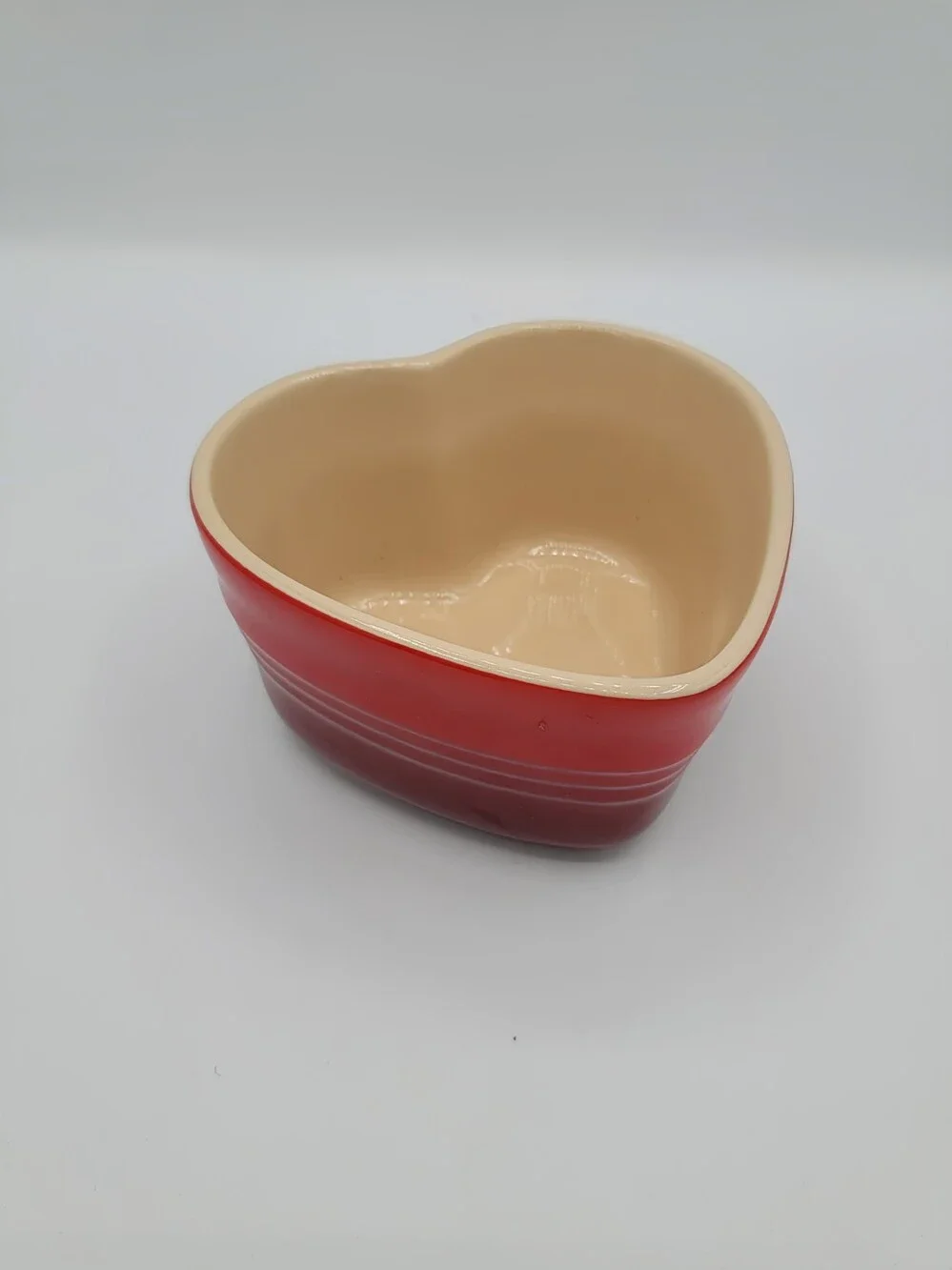 Le Creuset Cerise Heart Baker Stoneware Mini Red Cream Baking Dish Valentine 4.5